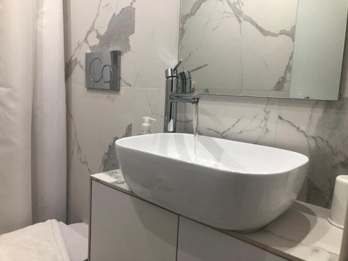 Violet Luxury Villa Kalligoni エクステリア 写真