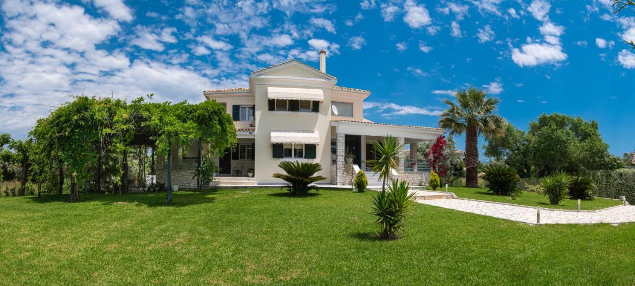 Violet Luxury Villa Kalligoni エクステリア 写真