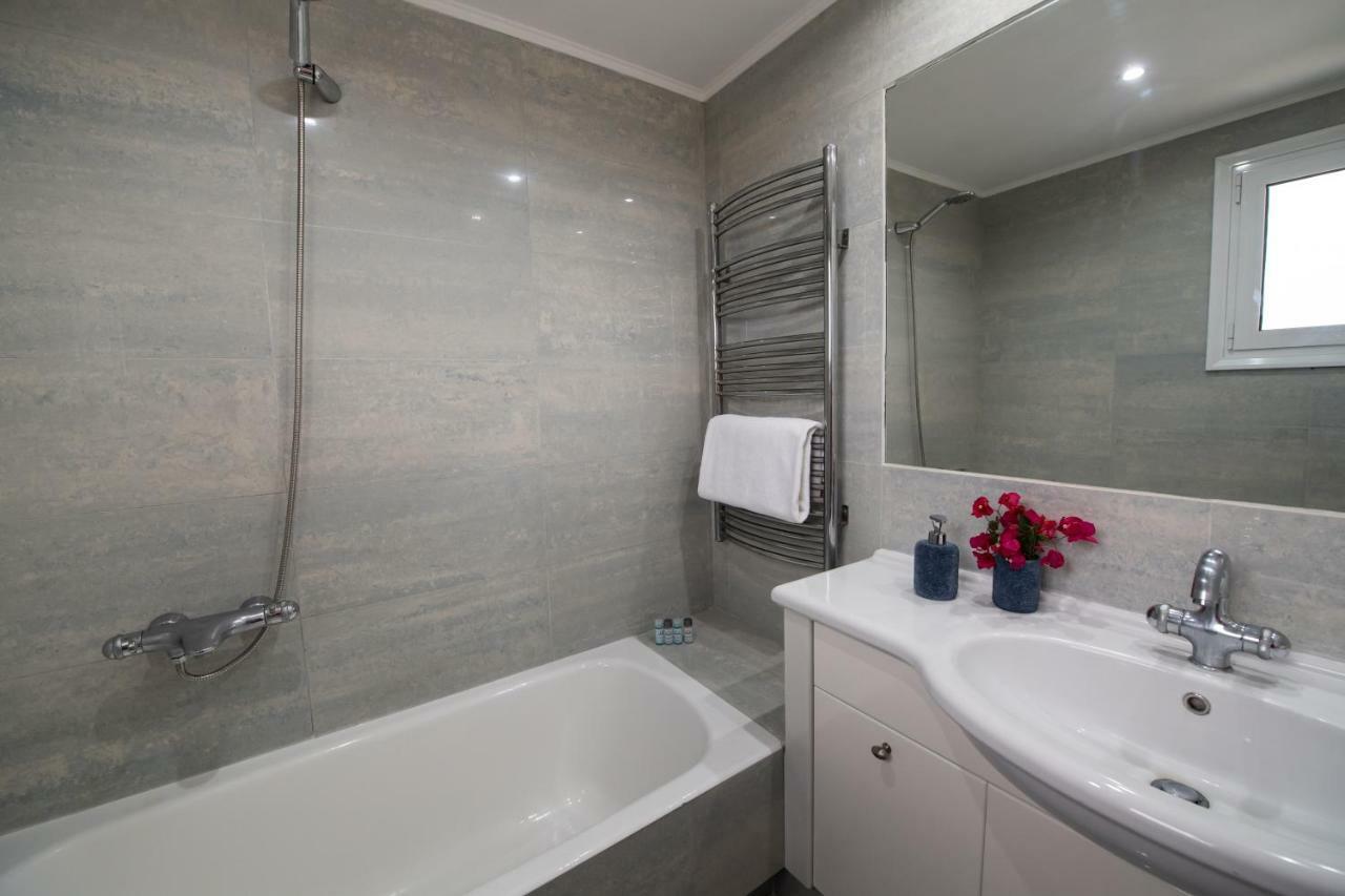Violet Luxury Villa Kalligoni エクステリア 写真
